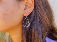 Load image into Gallery viewer, 14KGF wave crystal beads earrings

