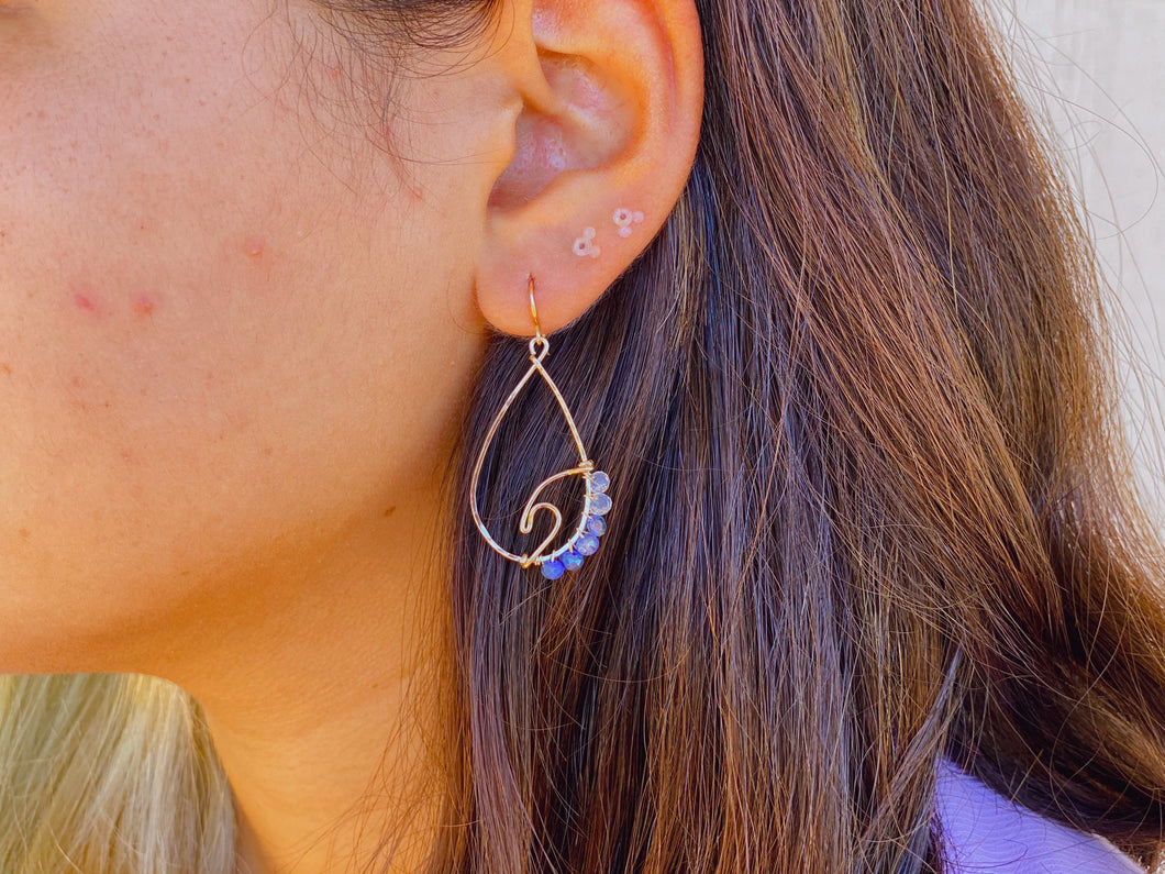 14KGF wave crystal beads earrings